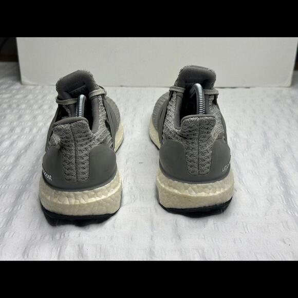 Adidas UltraBoost 4.0 Women's Size 8 Shoes Gray White Sneakers BB6150 - Picture 6 of 8